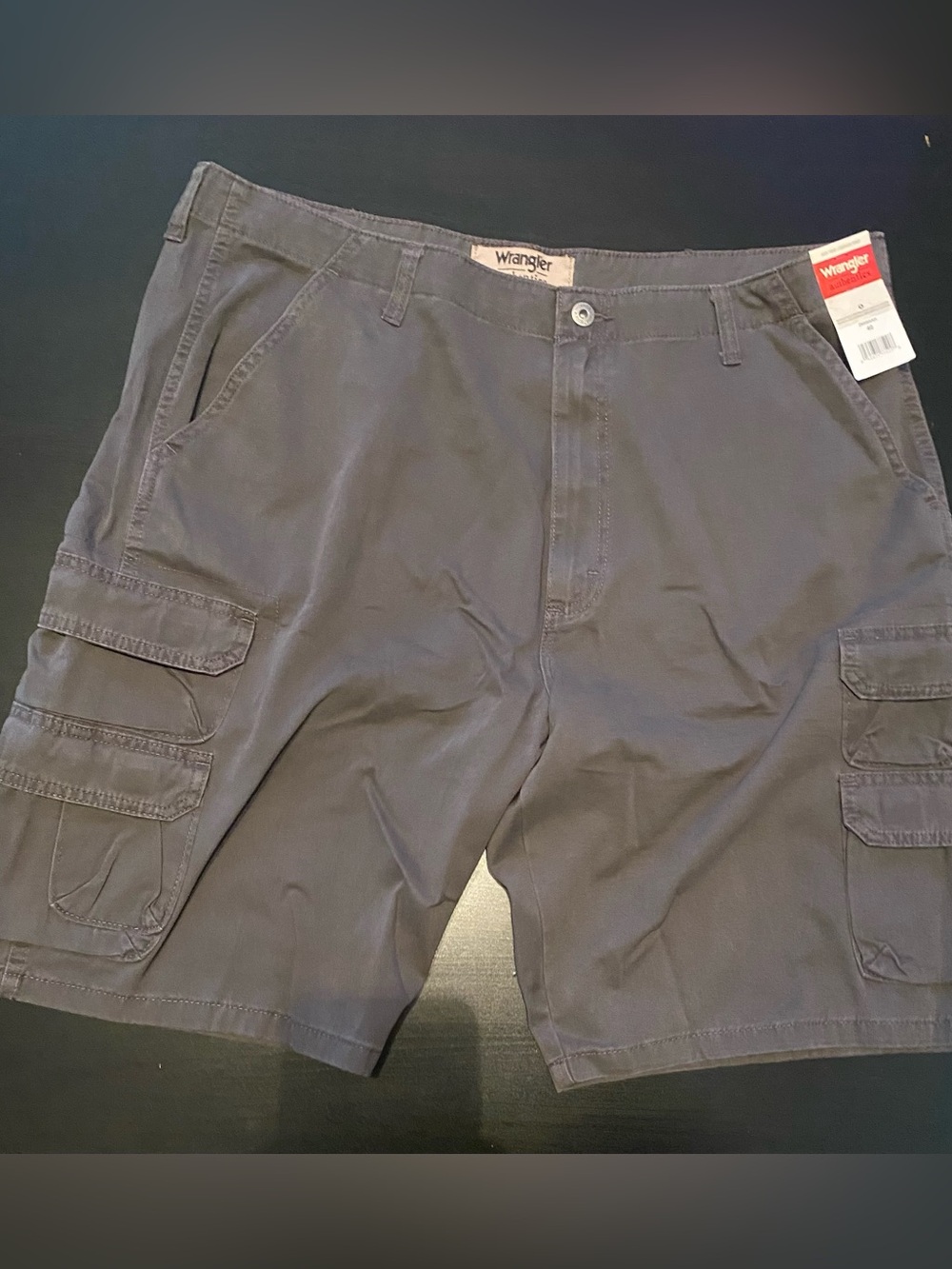 Wrangler Men's Cargo Shorts Dark Grey size 40 NWT